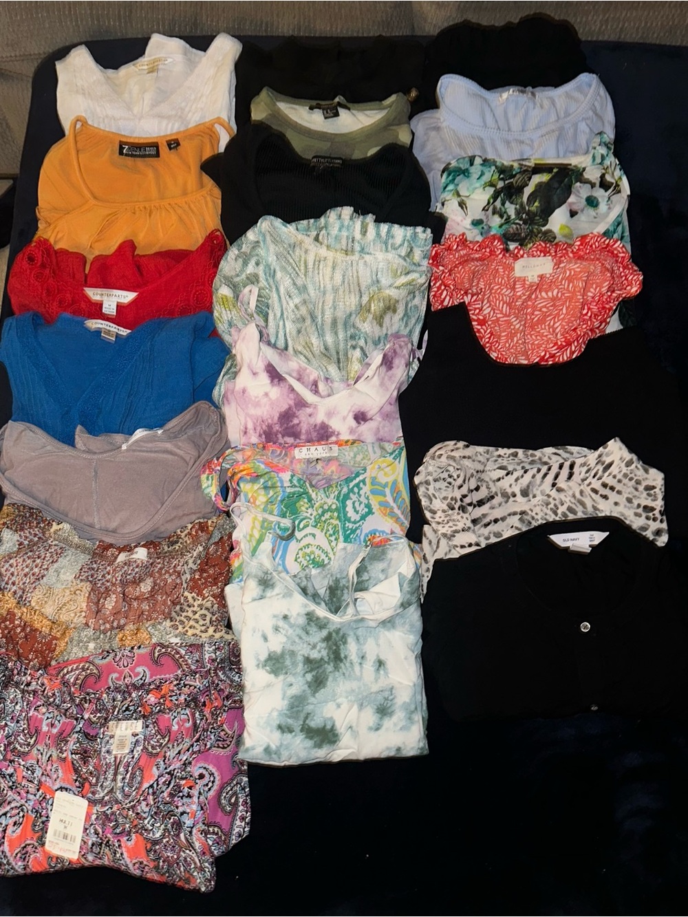 Bundle Of 21 Women’s Tops/Blouses Amazing Condition Size Medium Various Brands